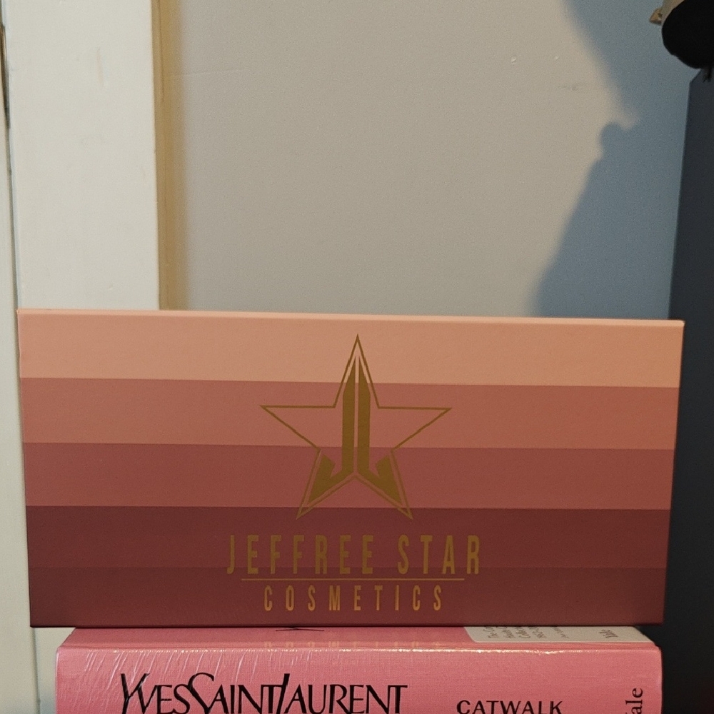 Jeffree Star Cosmetics Pink Palette